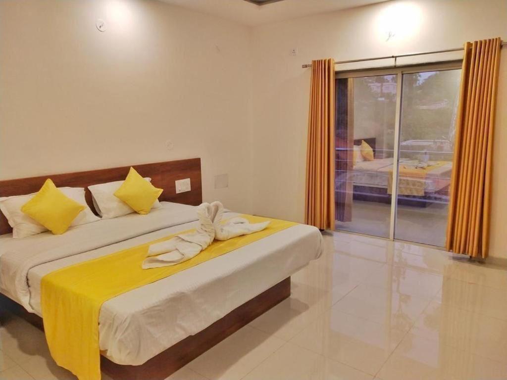 Hotel Magic Mountain,Mahābaleshwar מראה חיצוני תמונה